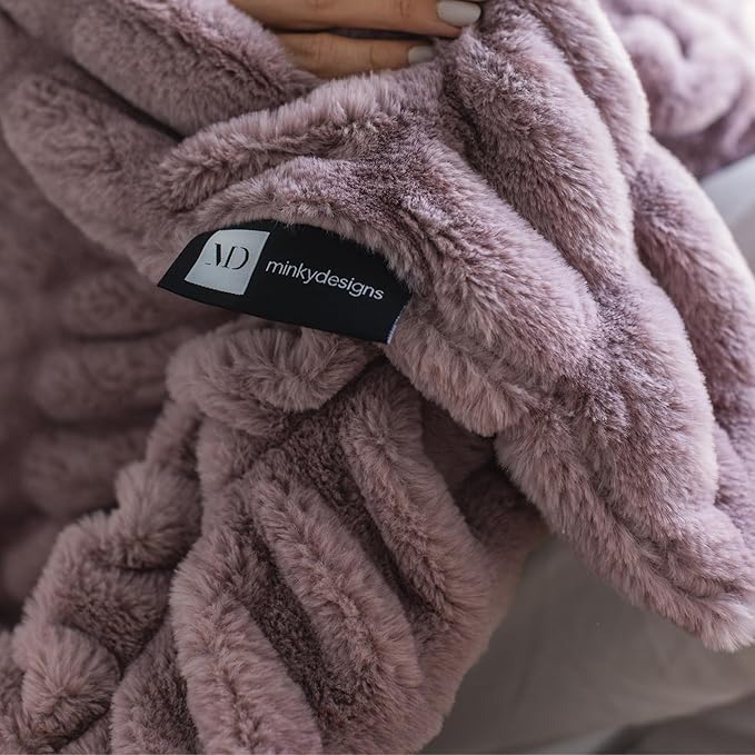Minky Designs Violet Dream Minky Blanket – Ultra Soft Faux Fur Throw Blanket for Couch, Bed & Home – Fluffy, Warm & Luxurious – Chic Collection (X-Large, 60x84)