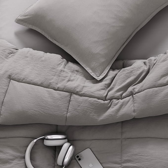 UGG Twin/XL Twin Comforter Set with 1 Pillow Sham, Lightweight Down Alternative Blanket, All Season, Washable & Hypoallergenic Bedding Set for College Apartment Dorm Essentials, Light Grey (Leonora)