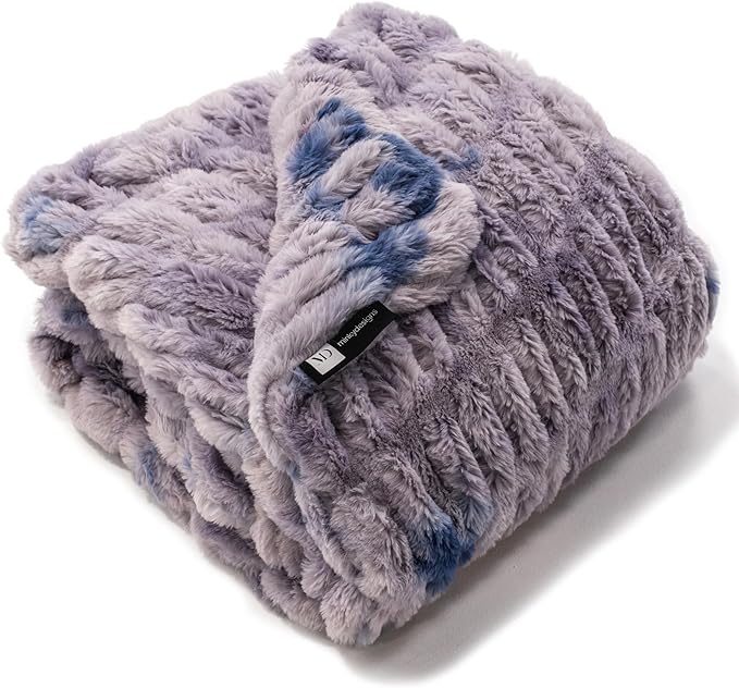 Minky Designs Blueberry Minky Blanket – Ultra Soft Faux Fur Throw Blanket for Couch, Bed & Home – Fluffy, Warm & Luxurious – Chic Collection (Large, 60x72)