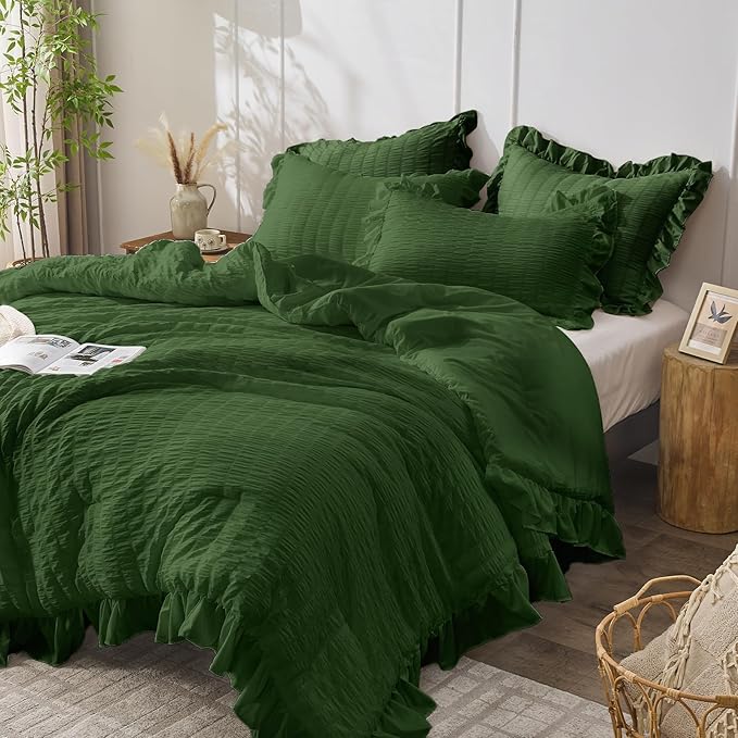 JOLLYVOGUE Dark Green Comforter Full Size, 3 Pieces Seersucker Lightweight Full Size Bedding, All Season Fluffy Microfiber Bedding Comforter Set with 1 Ruffle Comforter and 2 Ruffle Pillowshams