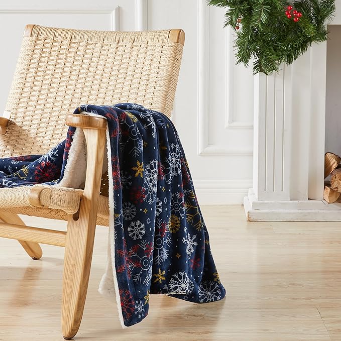 Fleece/Sherpa Christmas Throw - Super Soft Holiday Printed Blanket for Couch, Chair, or Bed - Cozy, Luxurious Plush - 50" x 60", New Snowflake
