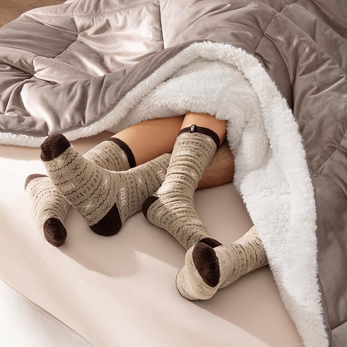 UGG Blissful Comforter Set with 2 Pillow Shams Reversible White Comforter Plush Fluffy Warm Bed Set Premium Hypoallergenic Down Alternative Bedding Breathable, King/California King, Brown Fawn