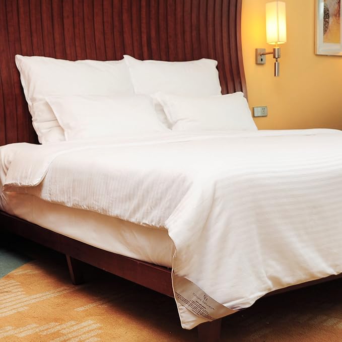CUDDLE DREAMS Silk Comforter for Spring/Summer/Fall, 100% Long-Strand Silk Filling, Natural & Breathable (King Size)