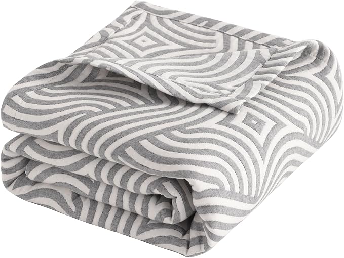 NTBAY 3 Layers Cotton Muslin 106x92 King Bed Blanket, Super Soft Breathable Thermal Yarn Dyed Quilt for Adults, Perfect Lightweight Blanket for Couch Sofa Bed All Seasons, Grey Geometric Ripples