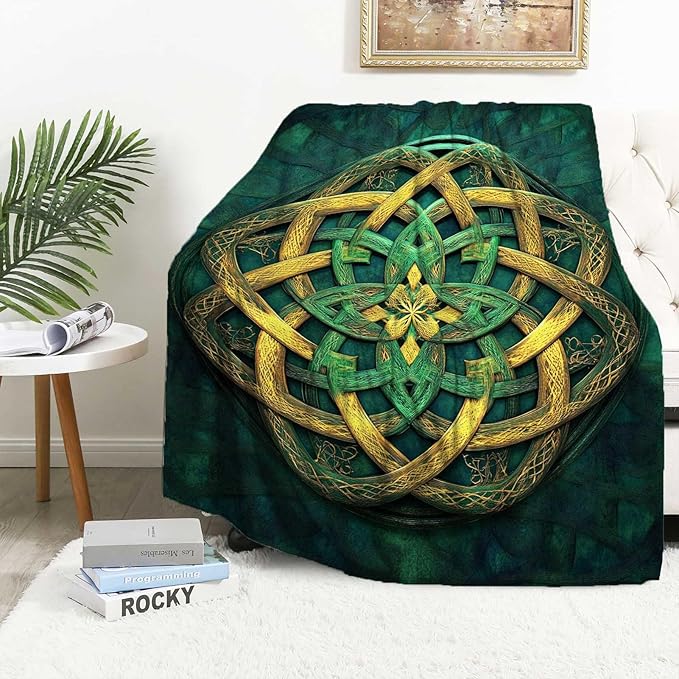 Celtic Knot Throw Blanket, Irish Style Celtic Knot Gifts for Men and Women, Soft Fleece, Lightweight & Cozy Decorative for Couch Sofa Bed, Living Room Decor, 40x50 Inches