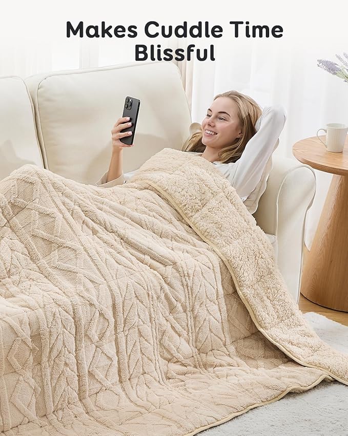 Sivio Weighted Blanket Full Size 15 lbs for Adults, Sherpa Fleece Weighted Blanket Jacquard Heavy Blanket for Sleeping, Reversible Super Soft Warm Cozy Fluffy Blanket for Adult， 48 x 72inches, Khaki