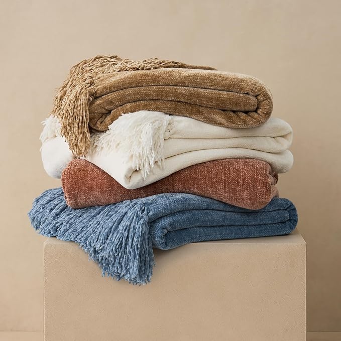 EVERGRACE Soft Chenille Throw Blanket for Couch, Cozy Plush Fuzzy Decorative Chenille Knit Throw Blanket with Tassels, Lightweight Blanket and Throws for Bed Sofa Gift Home Decor, Cloud Blue 50"x60"