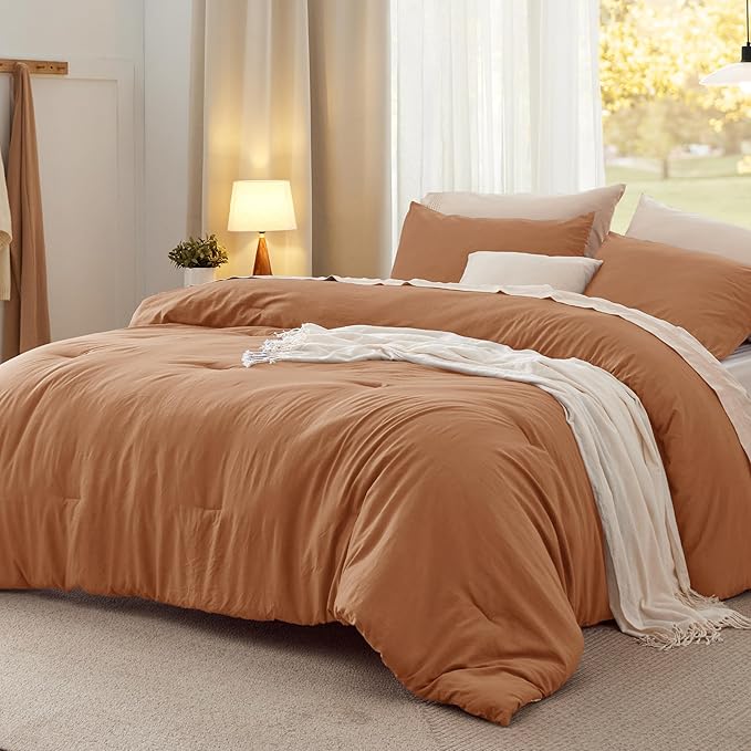 Bedsure King Size Comforter Set, Pumpkin Soft Prewashed Bedding for All Seasons, 3 Pieces GentleSoft™ Warm Down Alternative Bed Set, 1 Lightweight Comforter (104"x90") and 2 Pillowcases (20"x36")