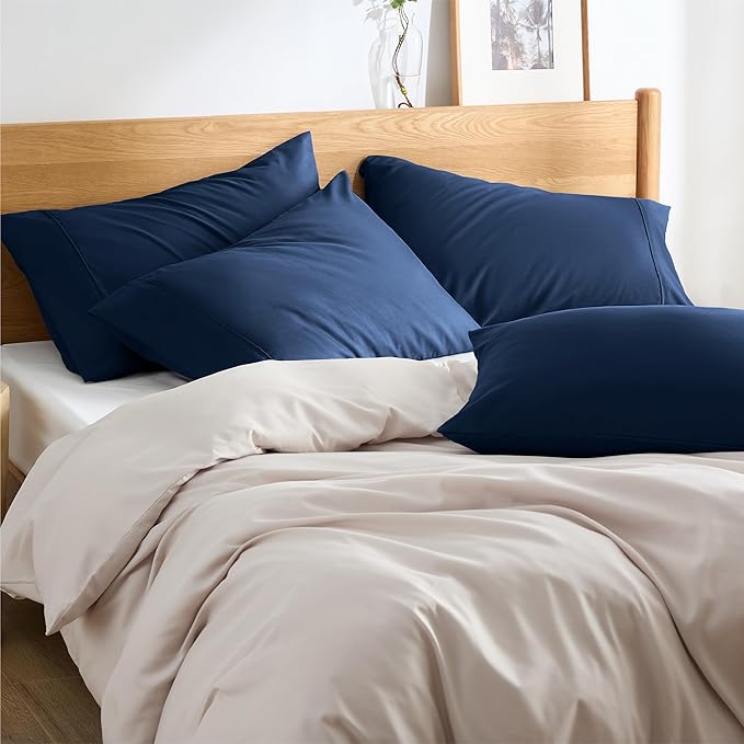 Bedsure Pillow Cases Standard Size Set of 4 - Navy Brushed Microfiber Pillowcases 4 Pack, Super Soft and Cozy Pillow Case Covers with Envelope Closure, Wrinkle, Fade and Stain Resistant, 20x26 Inches