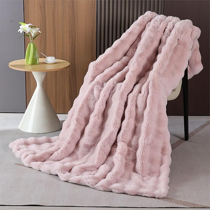 Pink Fluffy Faux Fur Throw Blanket for Bed Couch Living Room Fuzzy Bubble Cozy 50x60 Decorative Throw Blanket Rabbit Fur Bunny Blanket Girls Home Decor 860 GSM