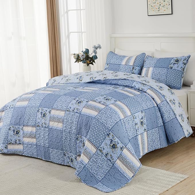 ENJOHOS Extra Wide Alaska King Quilts 132x120, 3 Pcs Blue Plaid Floral Oversized King Quilt, Extra Wide Bedspread Coverlet Set for All Seasons, Patchwork Reversible Bedding Set