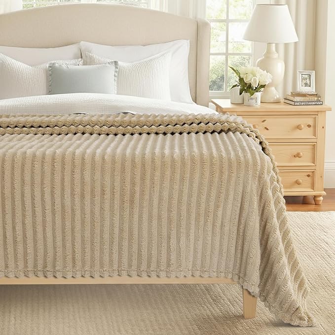 decorUhome Christmas Soft Fleece Light Brown Blanket Queen Size for Bed, Cozy Fluffy Plush Flannel Large Striped Throws for Couch Sofa, Lightweight Decorative Fuzzy Blanket for Woman, 90x90 Inches