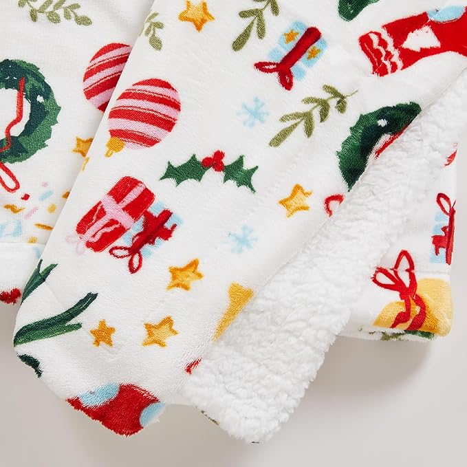 Fleece/Sherpa Christmas Throw - Super Soft Holiday Printed Blanket for Couch, Chair, or Bed - Cozy, Luxurious Plush - 50" x 60", Holiday Cats