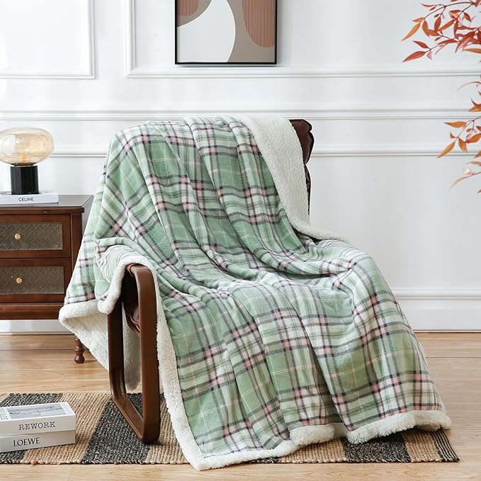 PU MEI Sherpa Blanket Twin Plaid Thick Bed Blanket, 60”*80” Super Soft Flannel Fuzzy Fleece Reversible Velvet Plush Warm Blanket for Couch (Green Pink Check)