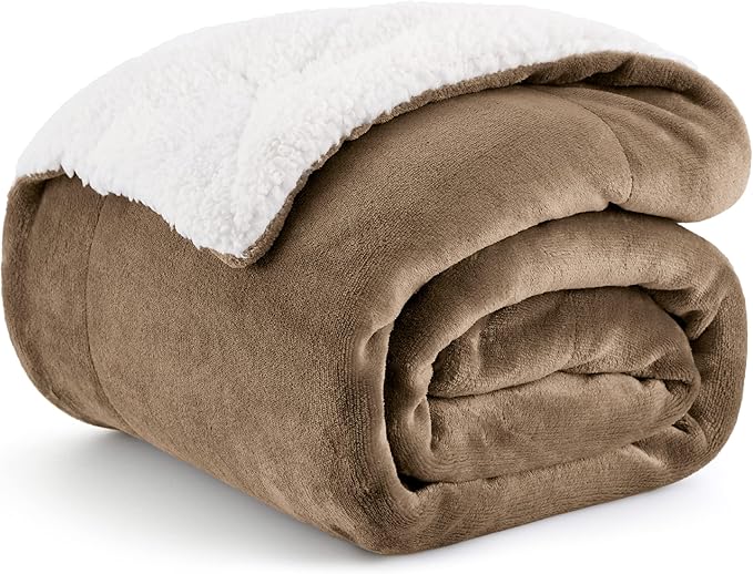 Bedsure GentleSoft Sherpa Fleece Throw Blanket for Couch - Thick and Warm Throw for Women and Men, Soft Fuzzy Plush Blanket for Winter, Camel, 50x60 Inches