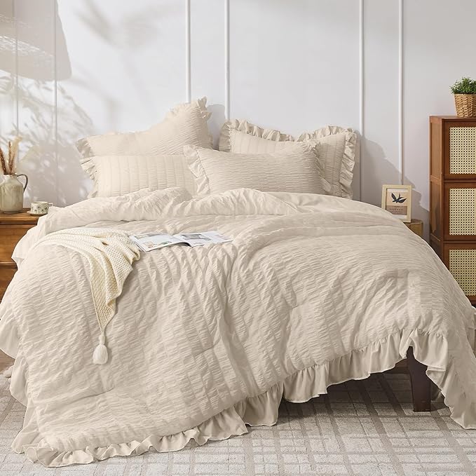 JOLLYVOGUE Beige Queen Comforter Set, 3 Pieces Seersucker Comforters Queen Size, Lightweight & Fluffy Bedding Sets Queen for All Season with 1 Ruffle Comforter and 2 Ruffle Pillowshams