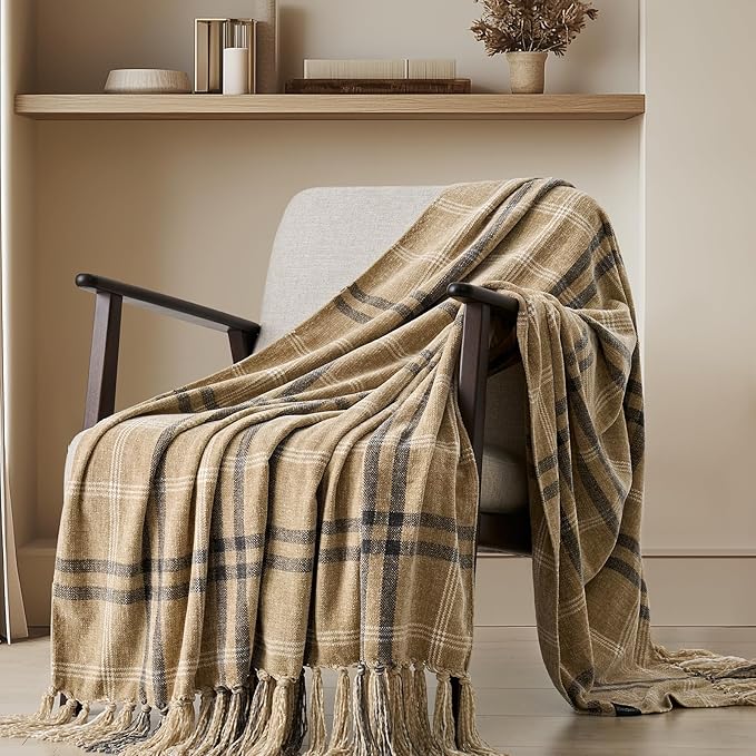 EVERGRACE Plaid Chenille Throw Blanket for Couch, Super Soft Cozy Decorative Farmhouse Plaid Throw with Tassels, Lightweight Chenille Knit Throw for Bed Sofa Gift Home Decor, Khaki Grey 50”x60”