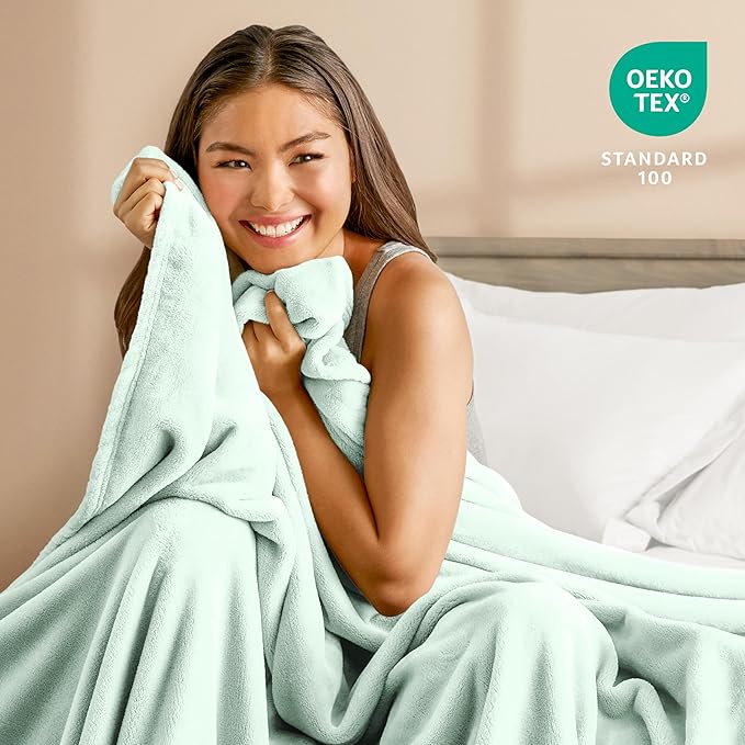 Bare Home Fleece Blanket - King Size - Ultra-Soft Lightweight for Bed, Sofa, and Couch - Luxury Microplush - Cozy Warm Blanket (King, Spring Mint)