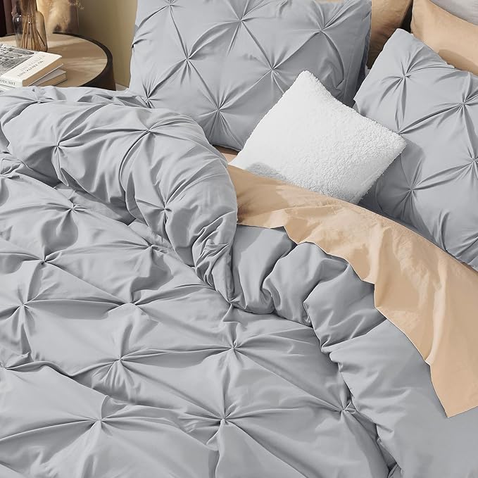 Litanika Silver Grey King Pinch Pleat Duvet Cover, 3 Pieces Pintuck Cover Soft Microfiber Bedding Set with Zipper Closure & Corner Ties(104x90Inch-1 Duvet Cover, 2 Pillowcases)