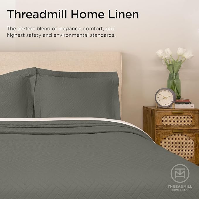 Threadmill Luxury Cotton Blankets for King Size Bed | All-Season Cozy 100% Cotton King Blanket | Criss Cross Jacquard Soft & Lightweight Coverlet fits California King Size Bed, 104x92 | Dark Grey