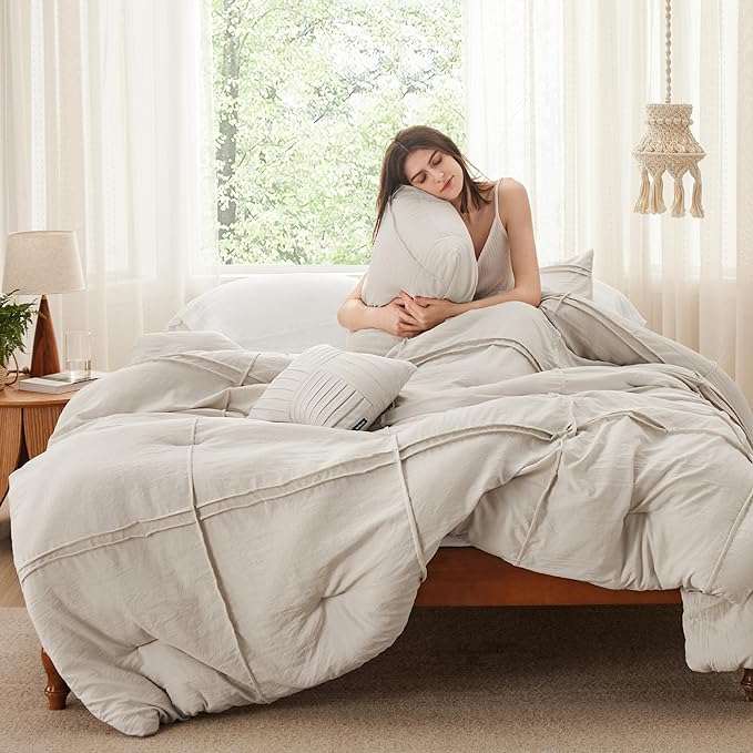 Bedsure Full Comforter Set - 4 Pieces Grid Pleat Bed Set, Beige Boho Bedding for All Season, 1 Soft Comforter, 2 Pillowcases, 1 Decorative Pillow