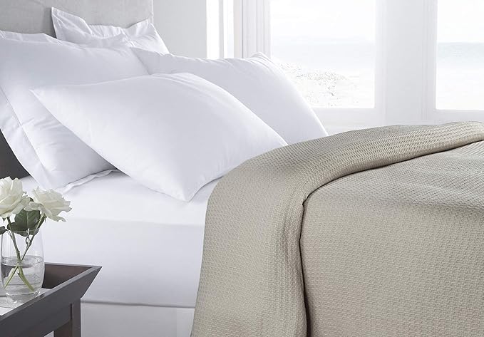 HILLFAIR 100% Combed Cotton Blanket– California King Size Bed Blanket – Warm Soft All Season Breathable Blankets – 102 x 108 inch Extra Large Oversized California King Cotton Blankets for Bed- Sand