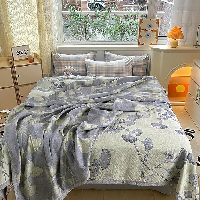 Ginkgo Leaf Cotton Quilt Green Gray Reversible King Size Bedspread Coverlet for All Seasons Lightweight Muslin Quilt Throw Blanket for Bed, Couch(King)