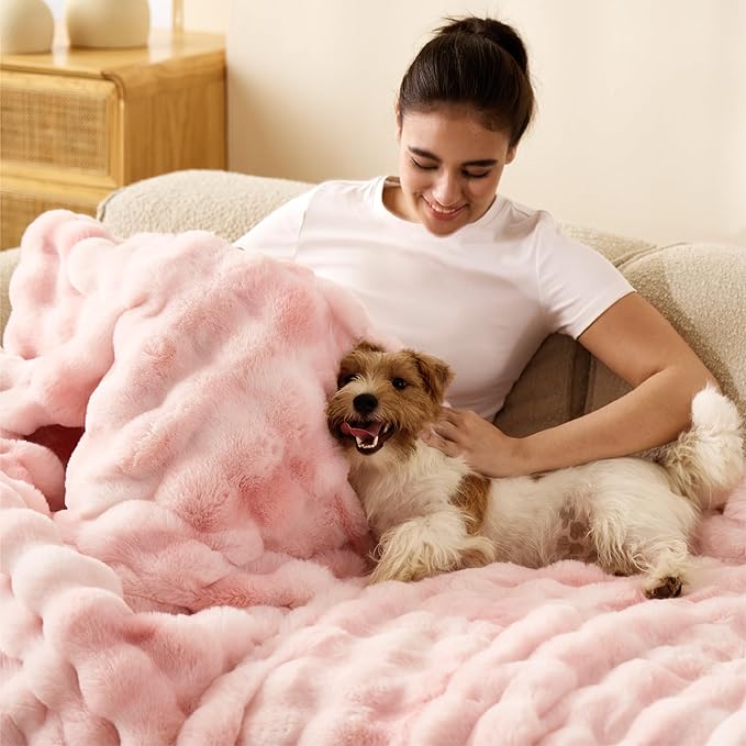 Bedsure GentleSoft Fluffy Faux Fur Blanket Twin Size, Fuzzy Soft Bubble Blanket for Couch, Faux Fur Decor for Home Bedroom Living Room, Thick Furry Cozy Gifts for Women, Tie-dye Pink, 60x80 Inch