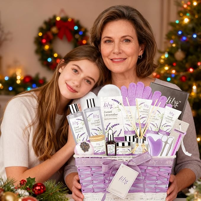 Lavender Spa Gift Set for Women - 22 Piece Luxury Bath & Body Basket with Bath Bomb, Lotion & Shower Gel | Birthday Gifts, Mothers Day Gifts, Christmas Gifts