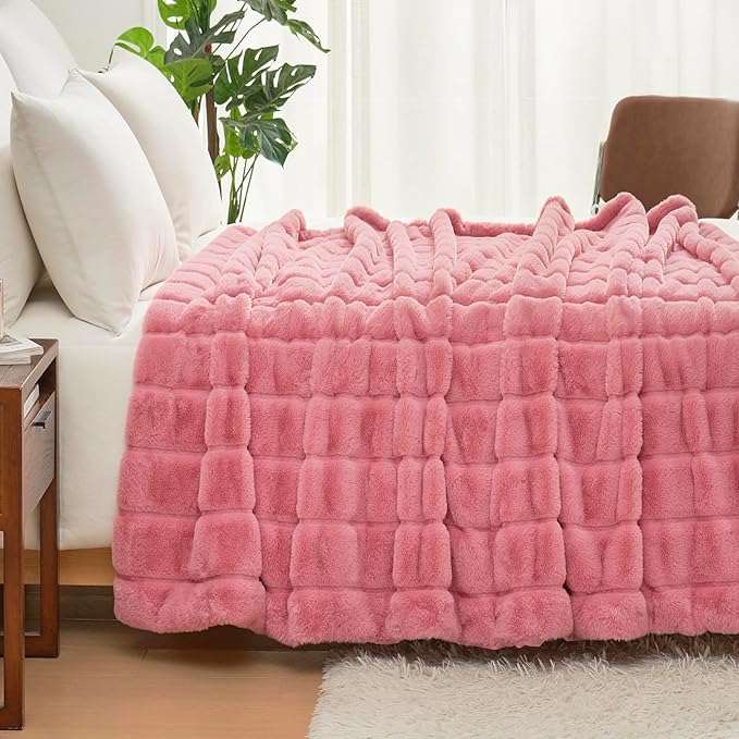 Cozy Bliss Faux Fur Throw Blanket for Couch, Cozy Warm Plush Striped Blanket for Sofa Bedroom Living Room, 50 * 60 Inches Pink