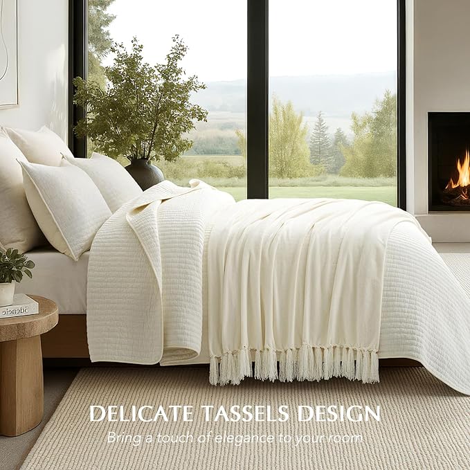 EverGrace Soft Chenille Throw Blanket for Couch, Cozy Plush Fuzzy Decorative Chenille Knit Throw Blanket with Tassels, Lightweight Blanket and Throws for Bed Sofa Gift Home Decor, Ivory White 50"x60"