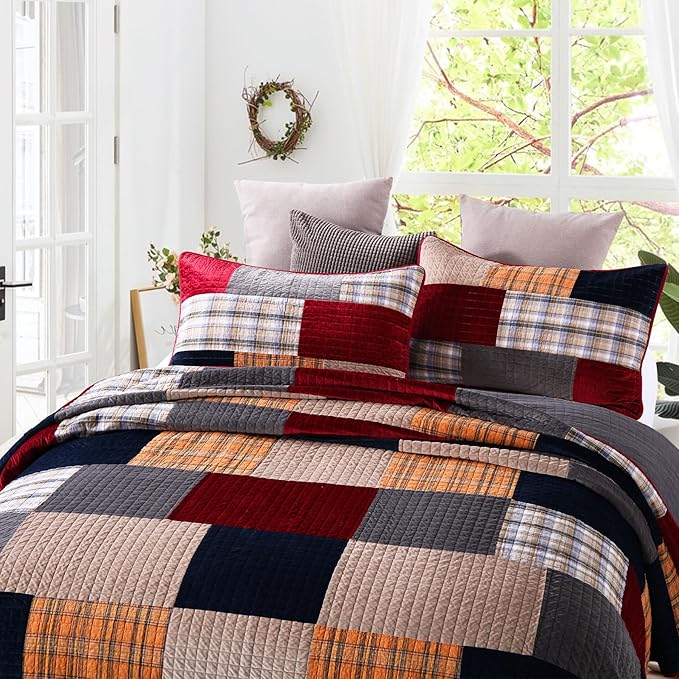 Secgo Velvet Queen Comforter Set for Bed - 100% Cotton Quilts Queen Size, Red, Black Bedspreads (90 * 98 Inch) with 2 Pillow Shams, Patchwork Reversible Lightweight Bedding