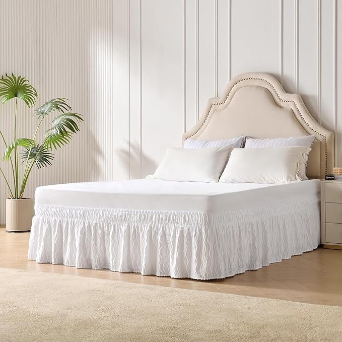 MIYE Wavy Tufted Bed Skirt - Wrap Around Dust Ruffle with Elastic Belts - 12.5 Inch Drop Easy to Put On - Bedskirt Machine Washable ＆ Wrinkle Resistant(Wavy/White, King/Queen-12.5 Drop)