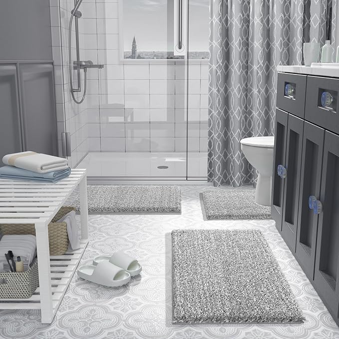 Yimobra Bathroom Rugs Non Slip Washable 32x20, Ultra Soft and Water Absorbent Bath Mats, Plush Fluffy Shower Mat Outside, Microfiber Thick Matts for Bathroom Floor/Tub, Light Gray and White