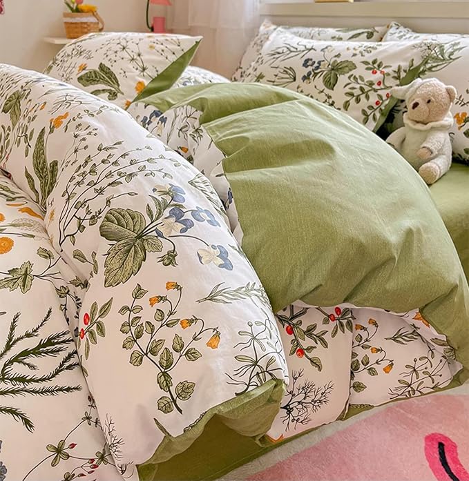 KAREVER Botanical Comforter Set Cal King White and Sage Green Floral Plant Bedding Set Women Reversible Blanket 3 PCs Girls Breathable White Floral Bed Comforter Set