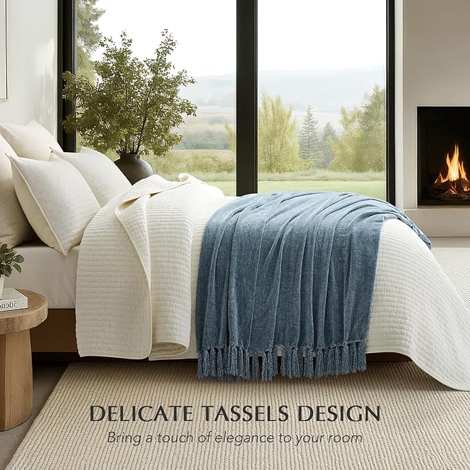 EVERGRACE Soft Chenille Throw Blanket for Couch, Cozy Plush Fuzzy Decorative Chenille Knit Throw Blanket with Tassels, Lightweight Blanket and Throws for Bed Sofa Gift Home Decor, Cloud Blue 50"x60"