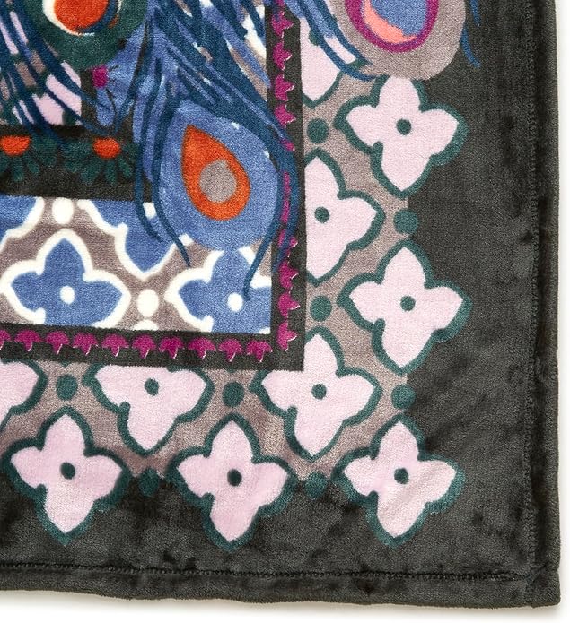 Vera Bradley Women's Disney Fleece Plush Throw Blanket
