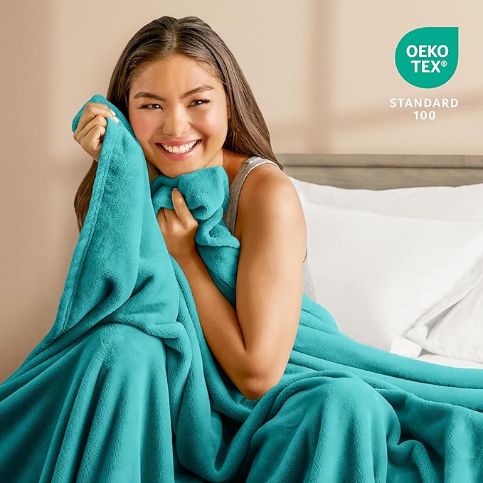 Bare Home Fleece Blanket - Twin/Twin Extra Long - Ultra-Soft Lightweight for Bed, Sofa, and Couch - Luxury Microplush - Cozy Warm Blanket (Twin/Twin XL, Emerald)