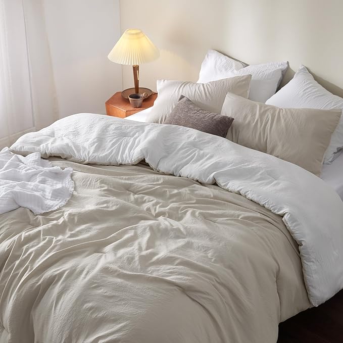 Bedsure King Size Comforter Set, Reversible Beige Soft Prewashed Bedding for All Seasons, 3 Pieces Warm Down Alternative Bed Set, 1 Lightweight Comforter (104"x90") and 2 Pillowcases (20"x36")