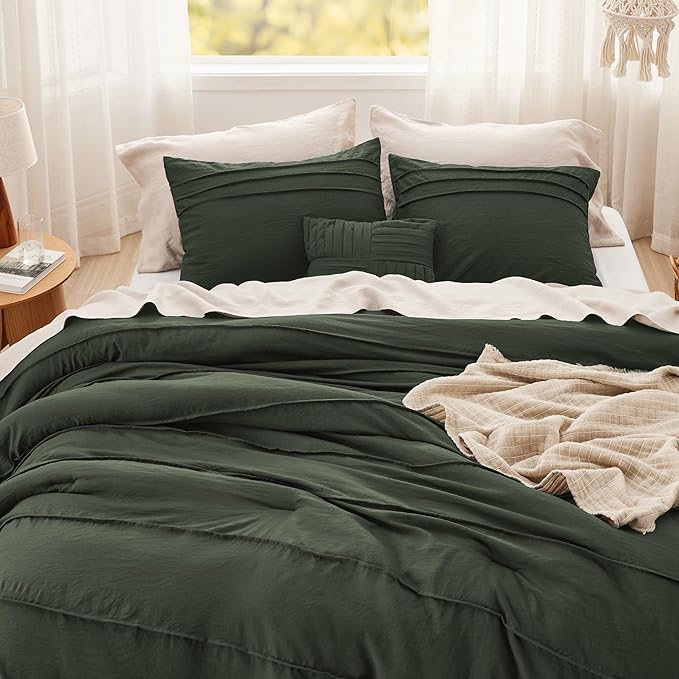 Bedsure Queen Comforter Set - 4 Pieces Pinch Pleat Bed Set, Olive Green Boho Bedding for All Season, 1 Soft Comforter, 2 Pillowcases, 1 Decorative Pillow