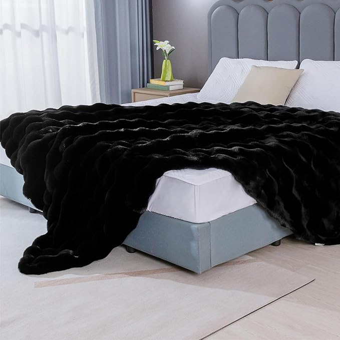 Fluffy Furry Black Faux Fur Throw Blanket for Couch Bed 50x60 Fuzzy Bubble Soft Blanket for Adults Gift Home Living Room Decorative Decor 860 GSM