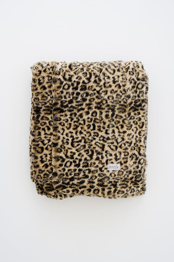 GRACED SOFT LUXURIES Throw Blanket Softest Warm Elegant Cozy Cheetah Faux Fur for Home, Couch, Sofa, Bed, Living Room (Classic Leopard, Large 50" x 60")