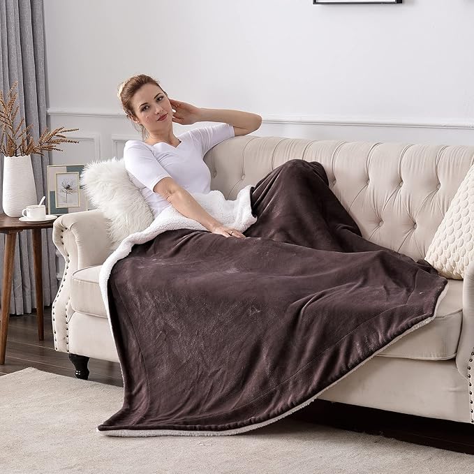 SOCHOW Sherpa Fleece Throw Blanket, Reversible Super Soft Luxurious Plush Blanket Twin Size, Brown(60inch X80'')