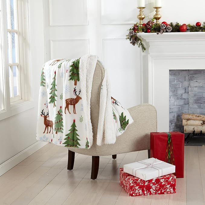 Great Bay Home Soft Velvet Plush and Sherpa Fleece 50" x 60" Holiday Throw Blanket | Christmas Throw for Sofa and Bed | Cozy & Warm Plush Throw Blanket | Holiday Blankets and Throws Eve Collection