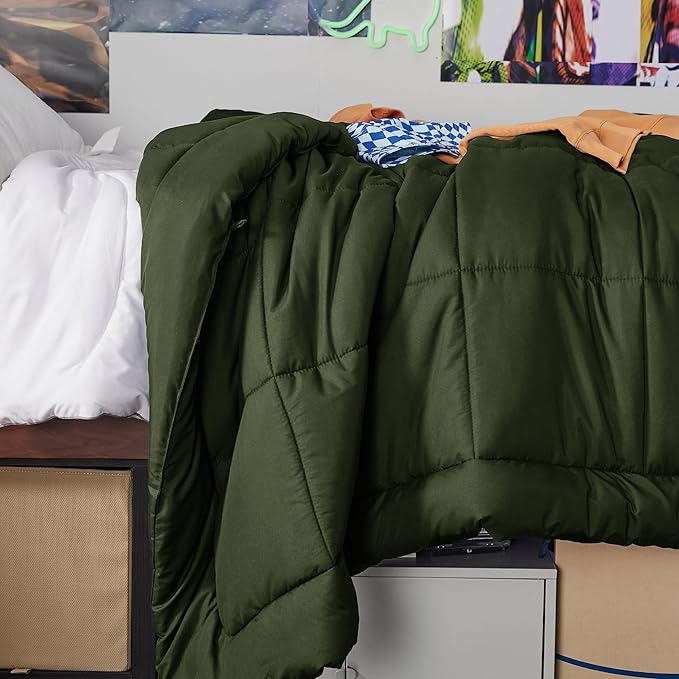 Bedsure Comforter Duvet Insert - Quilted Comforters Twin XL Size, All Season Duvet, GentleSoft Down Alternative Bedding, with 8 Tabs, Gifts for Women/Men, Olive Green, Twin XL 92 x 68 Inches
