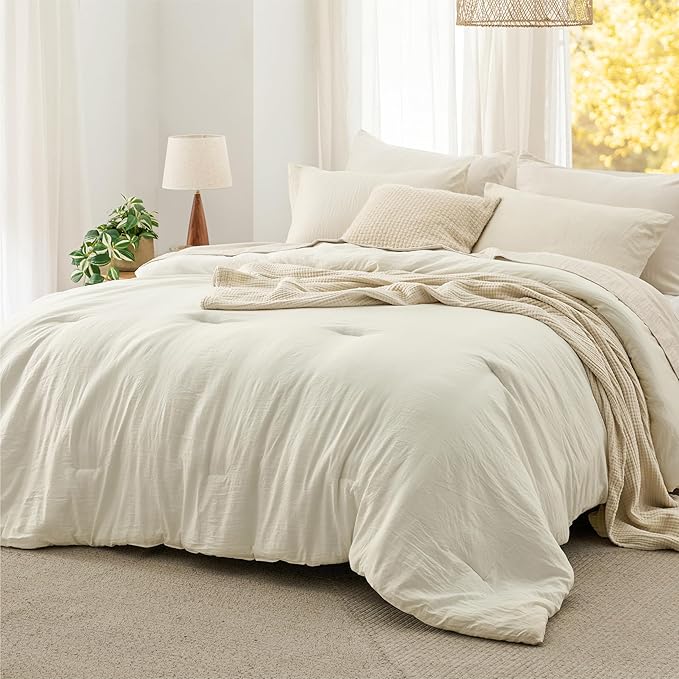 Bedsure Full Size Comforter Set, Ivory Soft Prewashed Bedding for All Seasons, 3 Pieces GentleSoft™ Warm Down Alternative Bed Set, 1 Lightweight Comforter (82"x86") and 2 Pillowcases (20"x26")