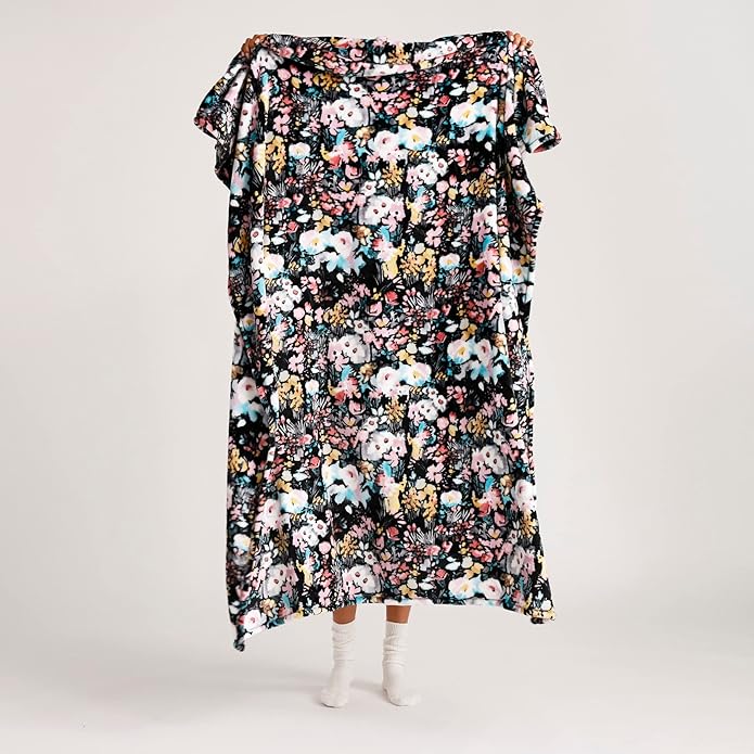 Vera Bradley Women's Disney Fleece Plush Throw Blanket