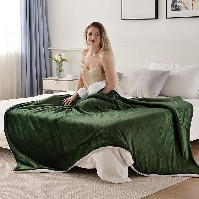 SOCHOW Sherpa Fleece Throw Blanket, Double-Sided Super Soft Luxurious Plush Blanket Throw Size, Olive Green, 50x60 inches