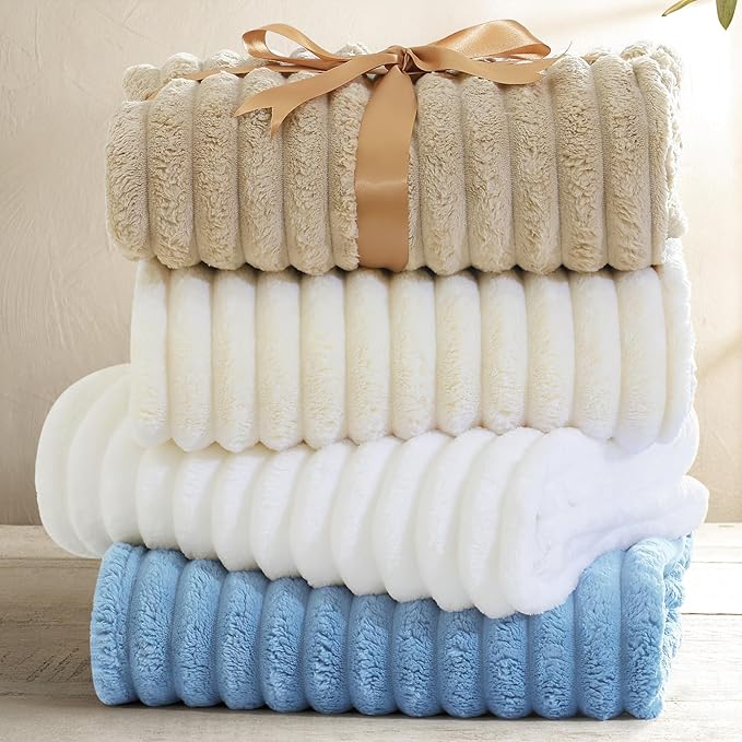 decorUhome Christmas Soft Fleece White Blanket Queen Size for Bed, Cozy Fluffy Plush Flannel Large Striped Throws for Couch Sofa, Lightweight Decorative Fuzzy Blanket for Woman, 90x90 Inches