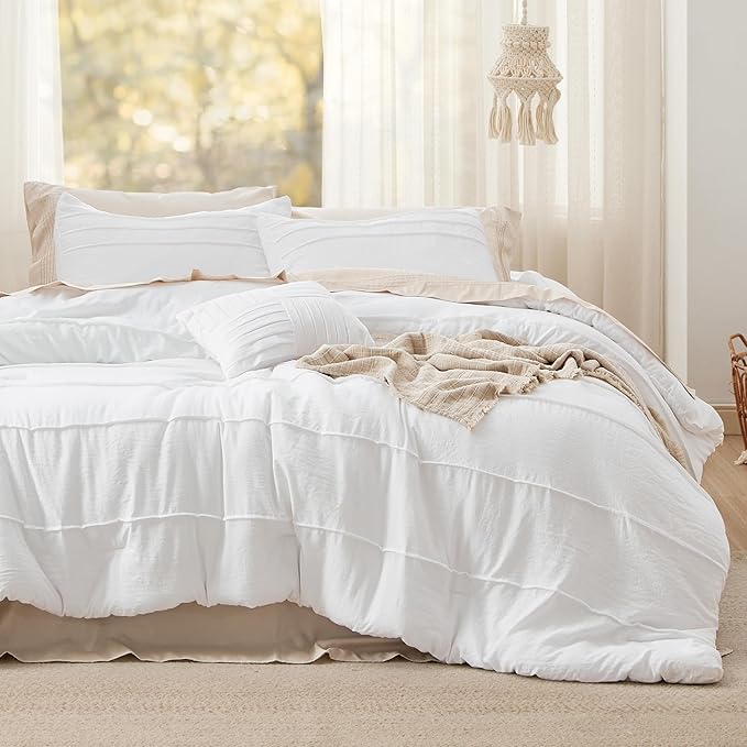 Bedsure White Twin Comforter Set - 3 Pieces Pinch Pleat Bed Set, Down Alternative Bedding Sets for All Season, 1 Comforter, 1 Pillowcase, 1 Decorative Pillow